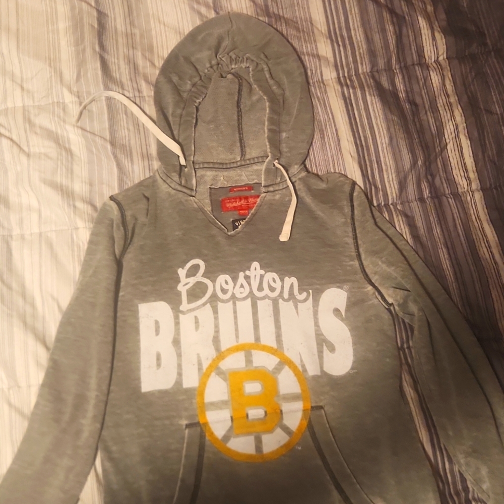Boston bruins sweater